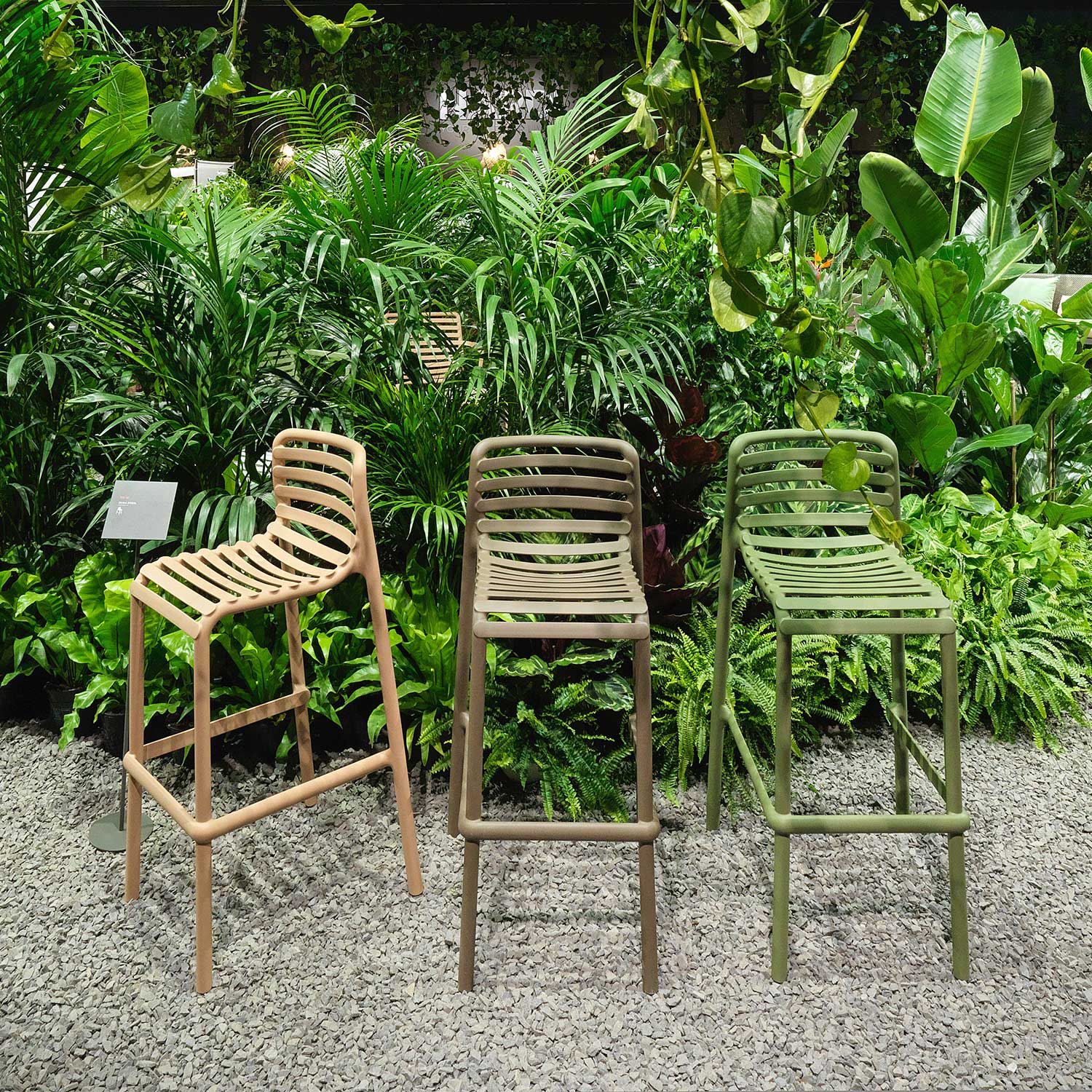 DOGA Stool - Tabouret d'extérieur design empilable