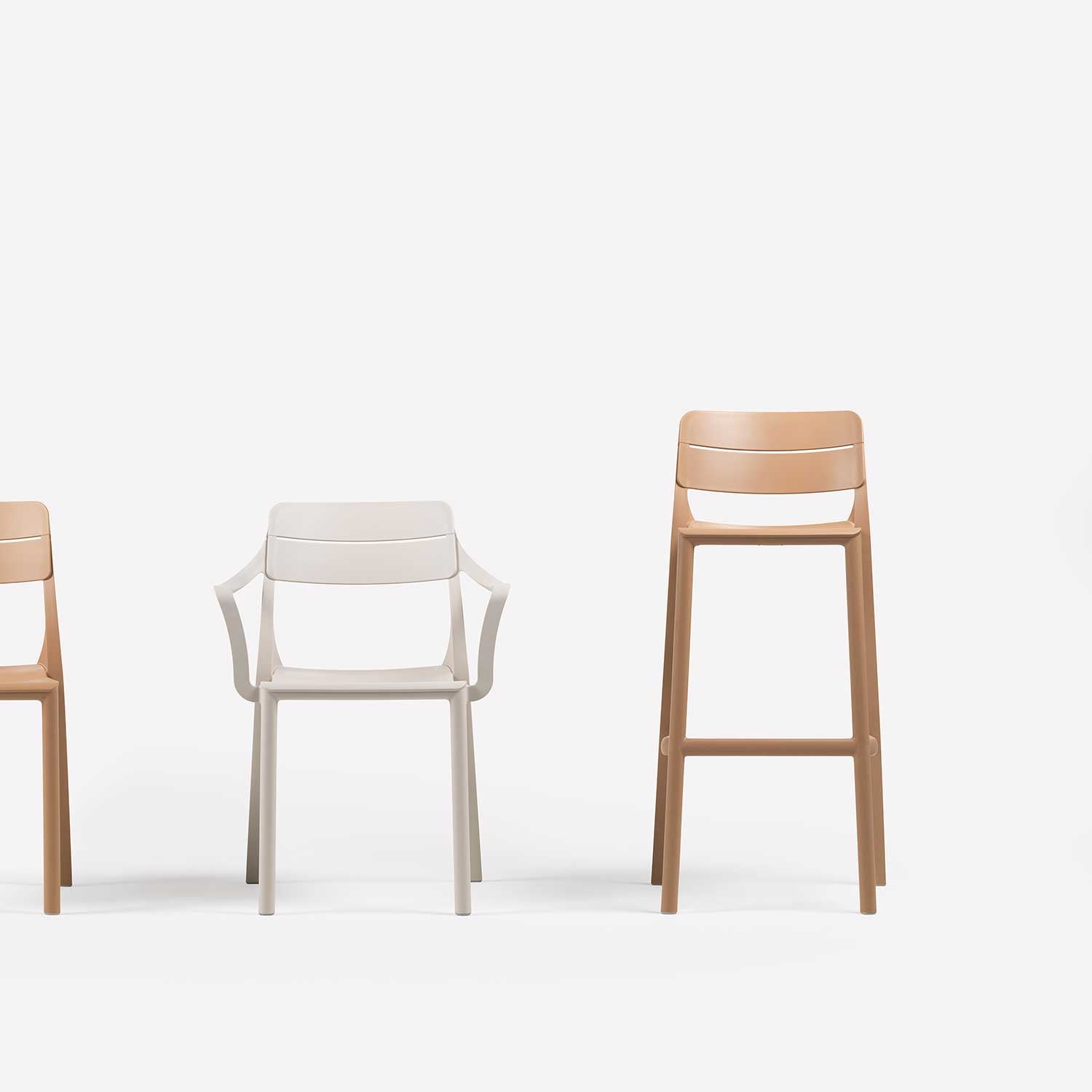 CASSIA Stool - Stackable designer outdoor stool