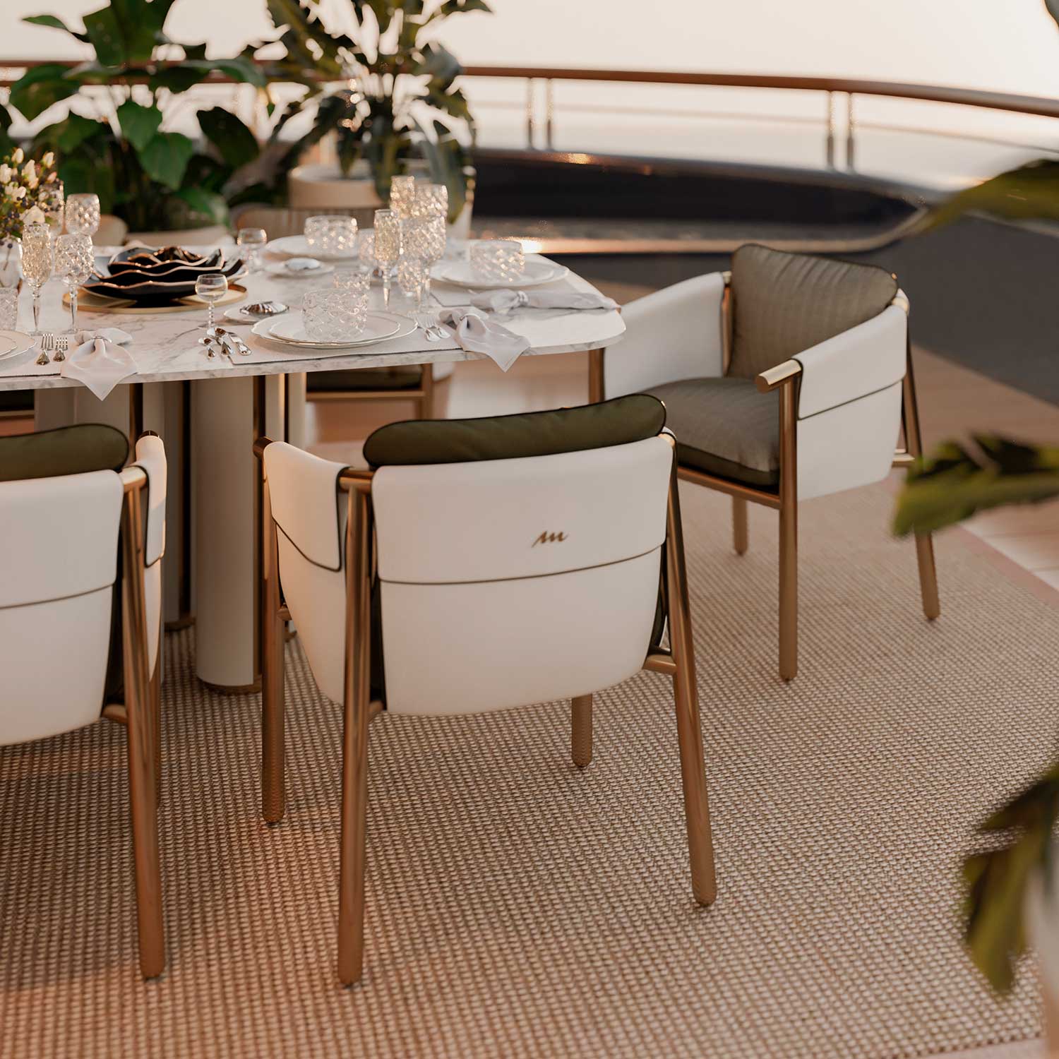 CÉLINE Dining Armchair - Chaise d'extérieur haut de gamme personnalisable