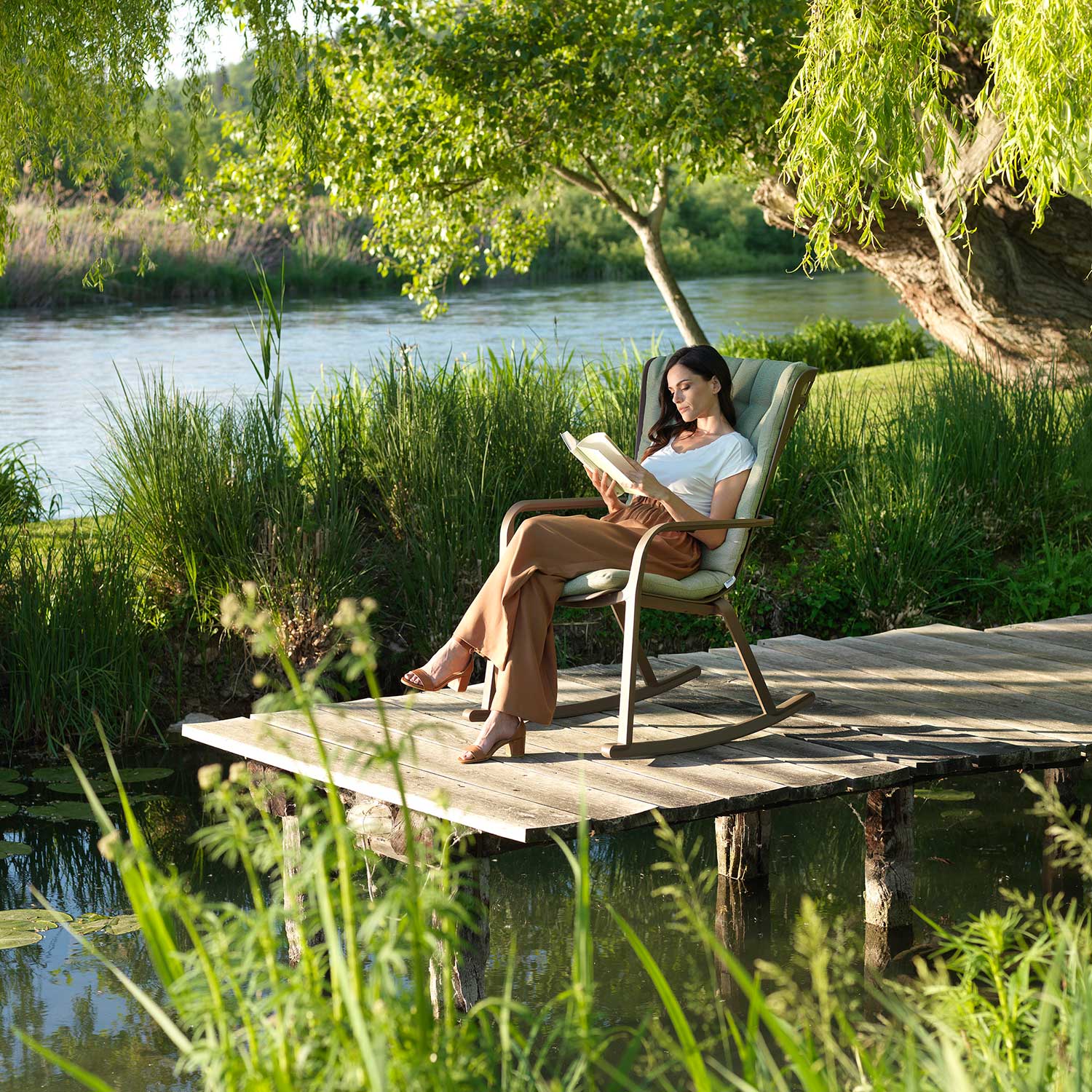 FOLIO - Fauteuil d'extérieur design étanche et résistant