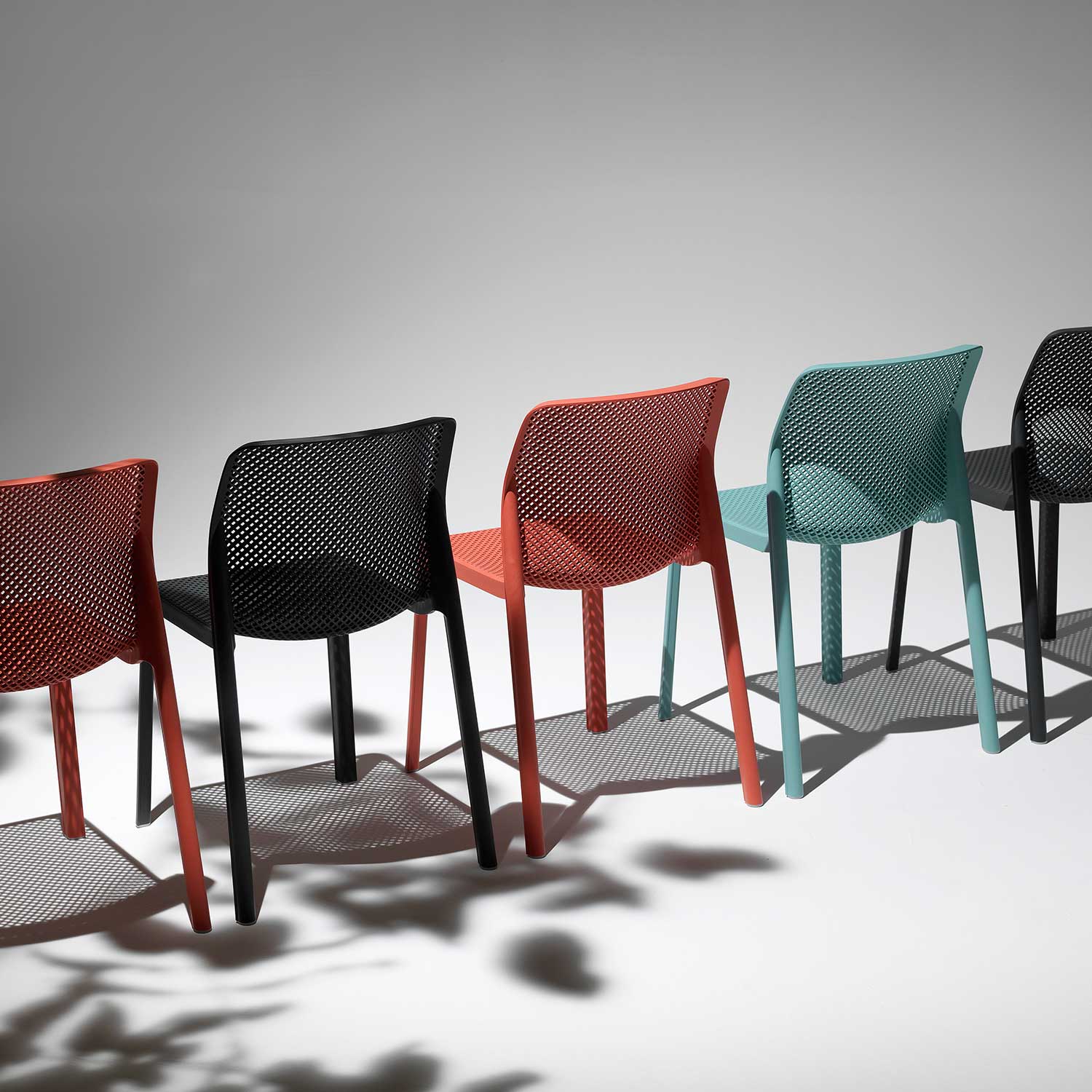 BIT - Stackable designer outdoor chair