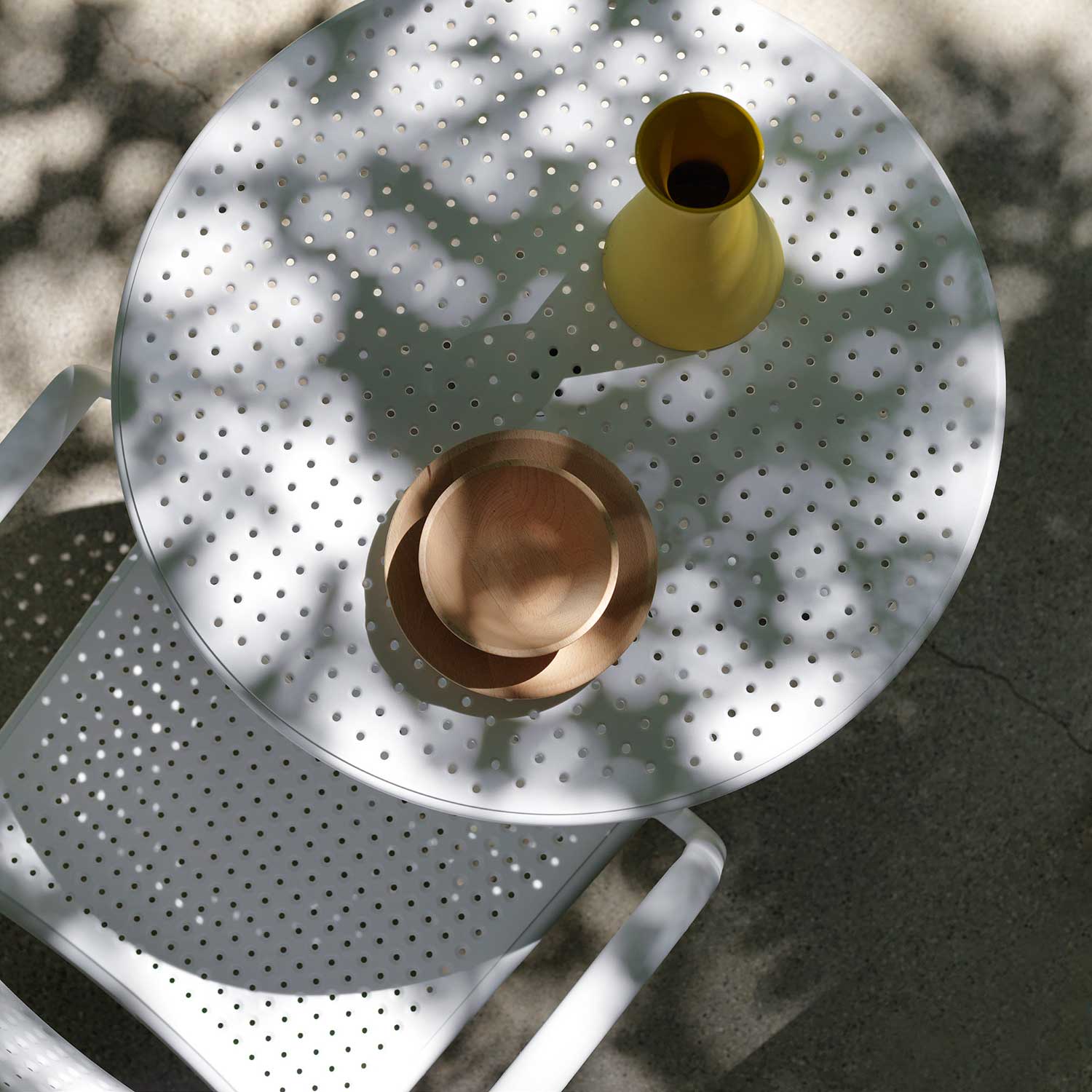 BORA - Chaise d'extérieur design avec accoudoirs