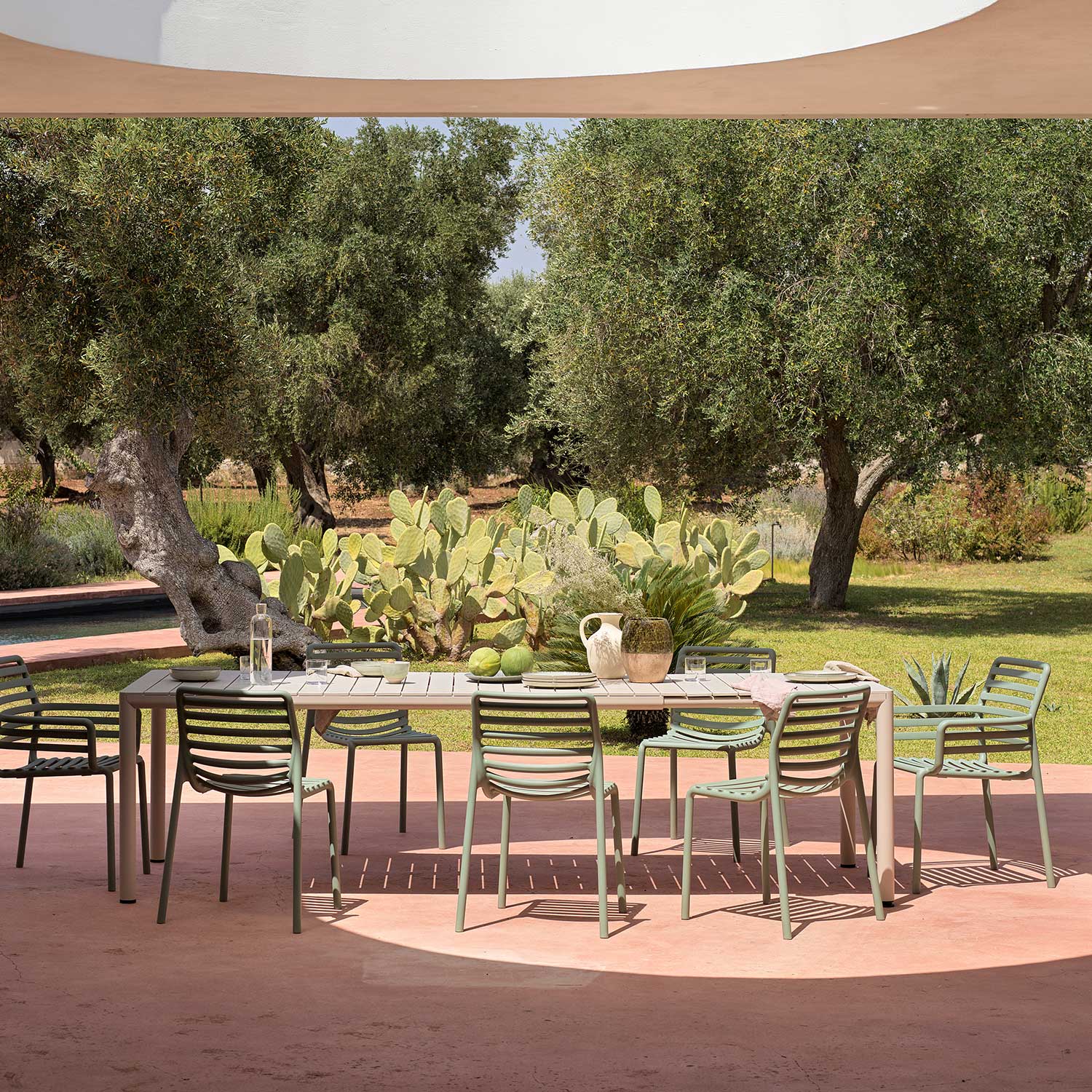 DOGA Bistrot - Chaise d'extérieur design empilable