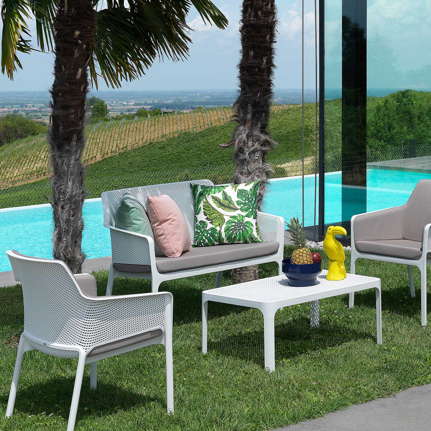 NET Bench - Waterproof and durable designer outdoor bench