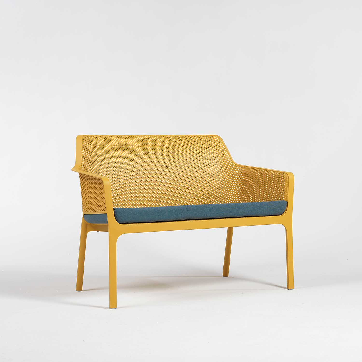 NET Bench - Waterproof and durable designer outdoor bench