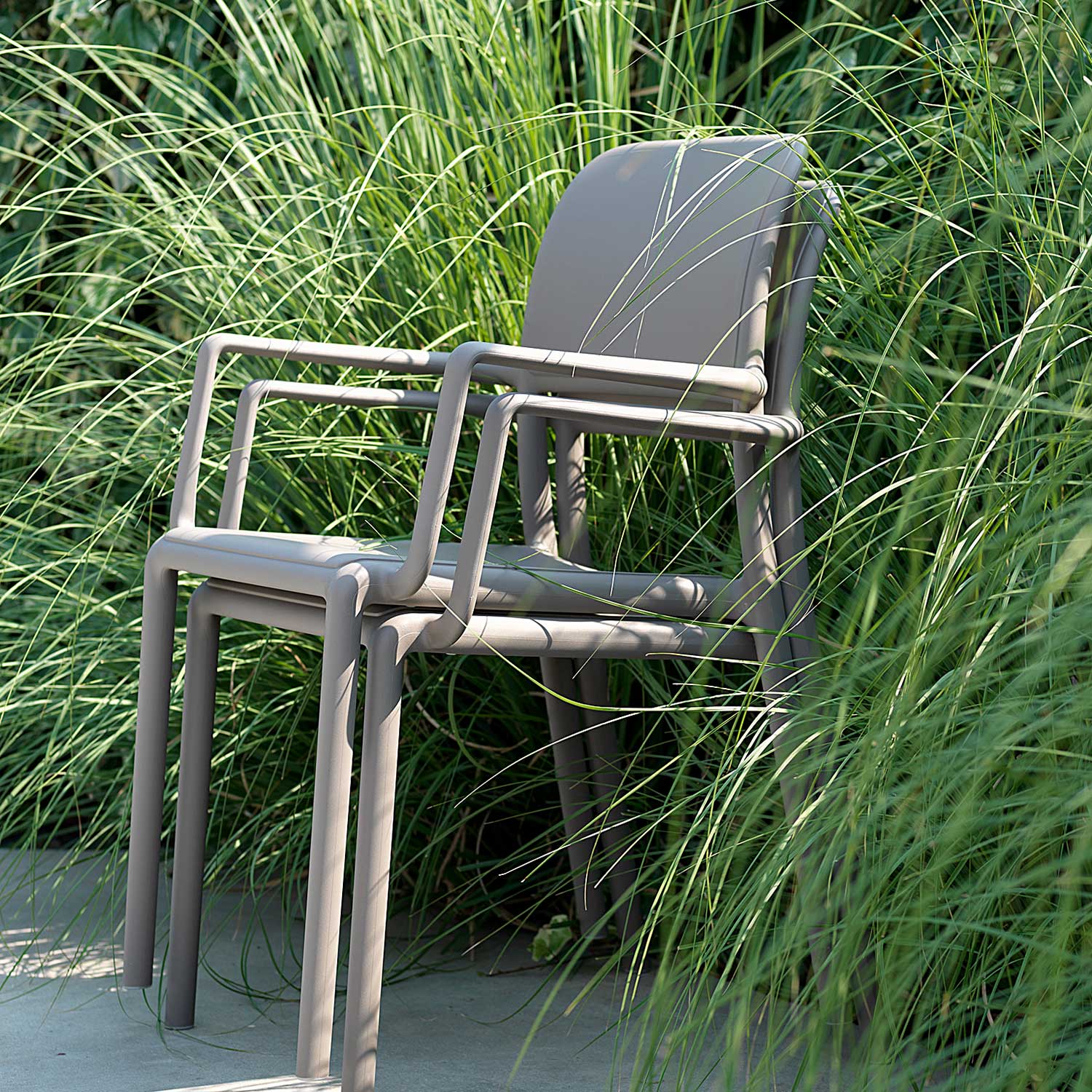 RIVA - Chaise d'extérieur design avec accoudoirs