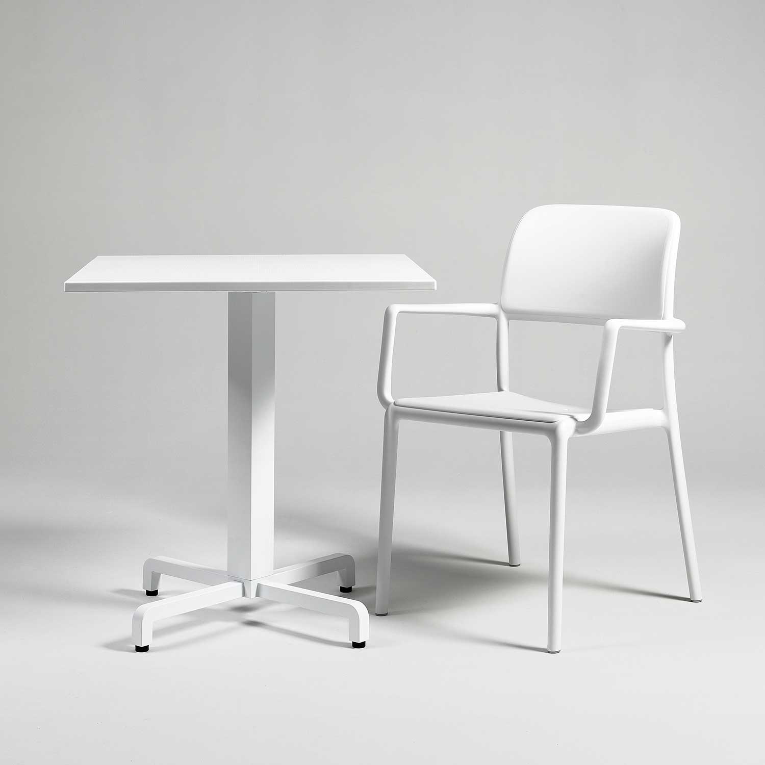 RIVA - Chaise d'extérieur design avec accoudoirs