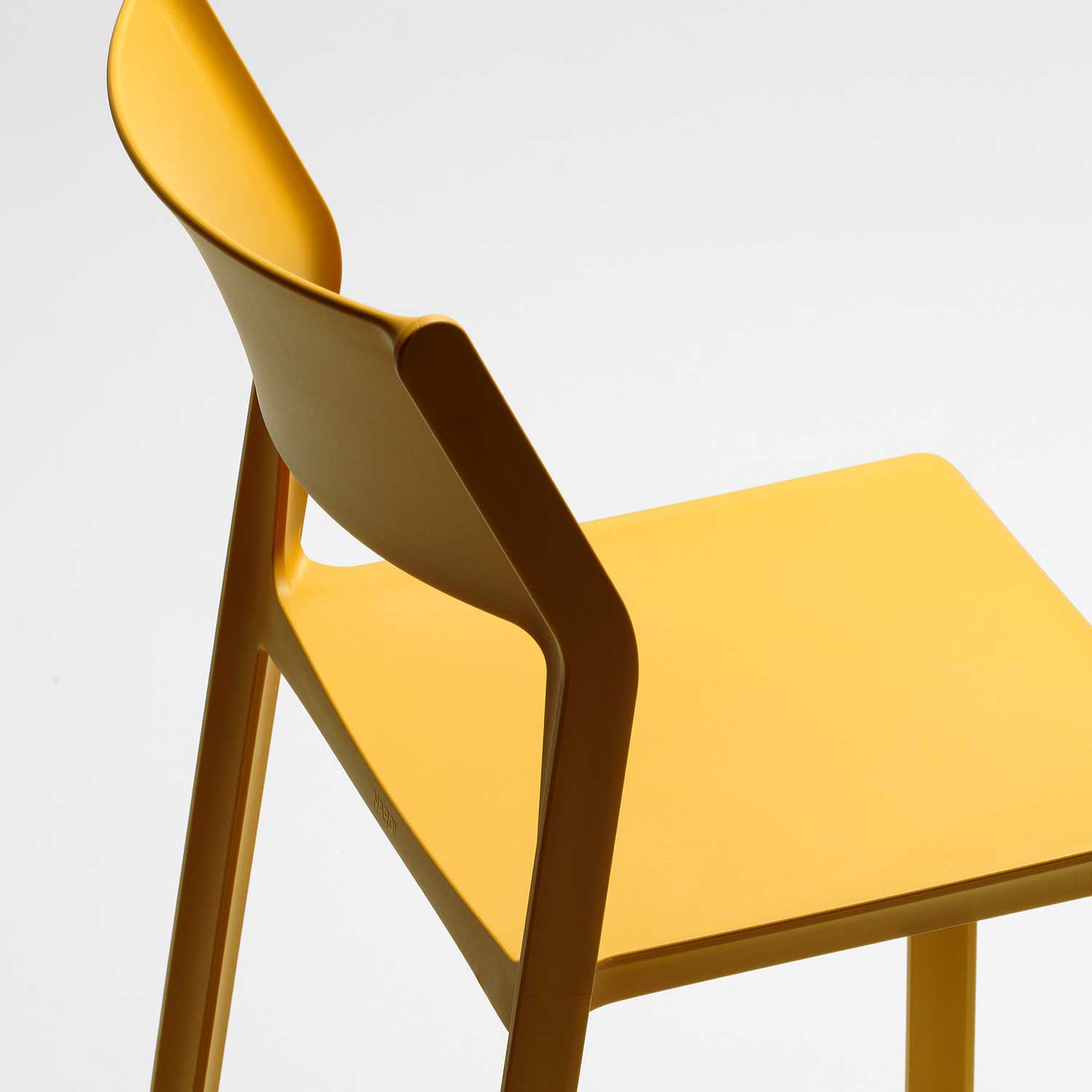 TRILL Bistrot - Chaise d'extérieur design empilable