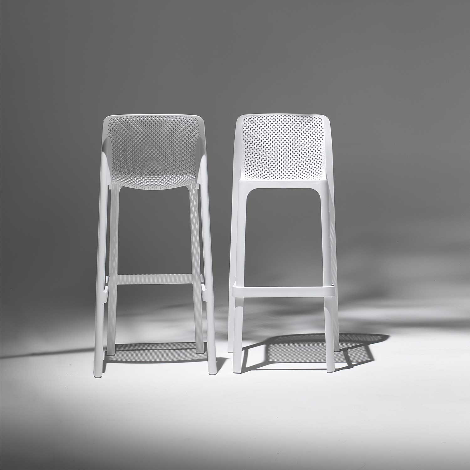 NET Stool - Stackable designer outdoor stool