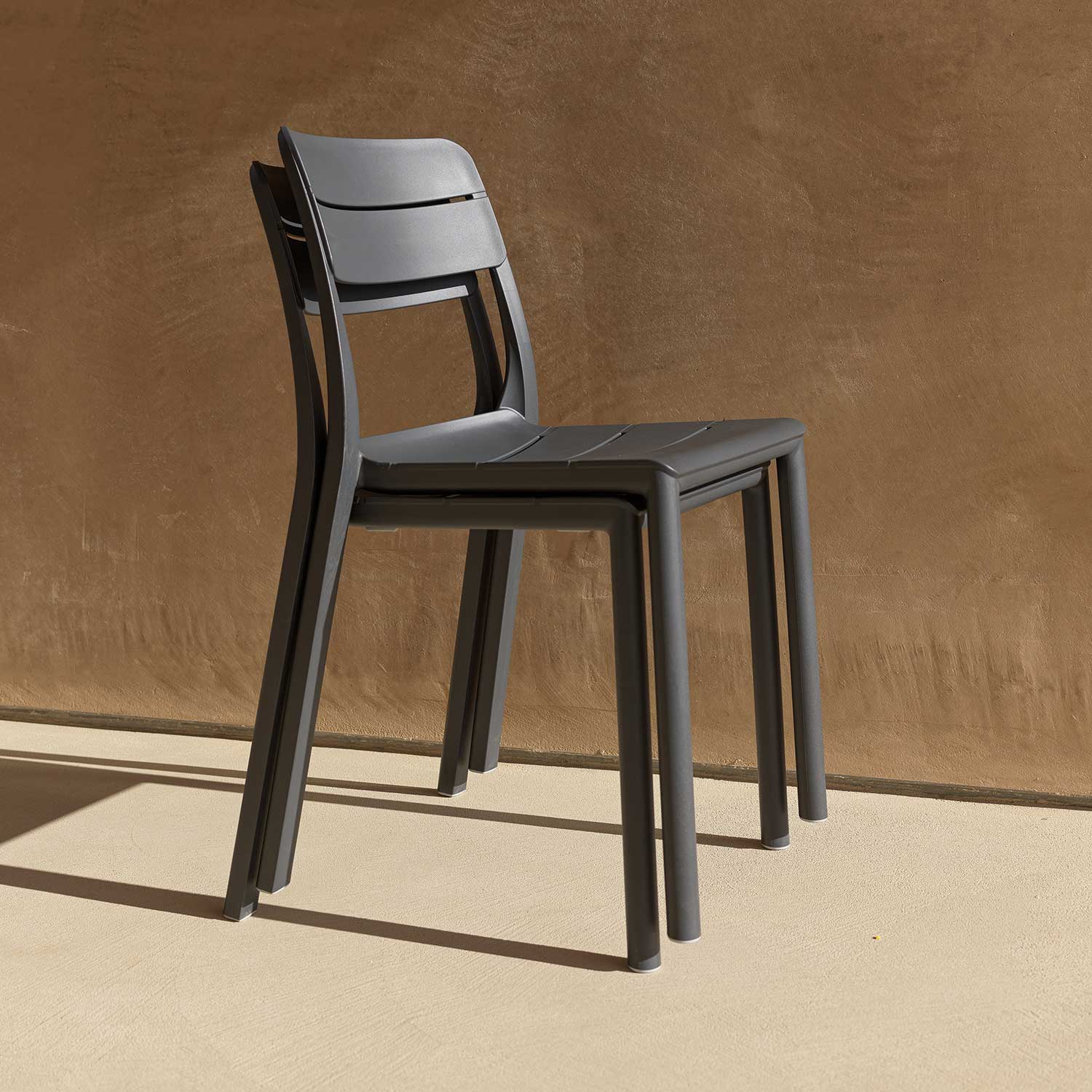 CASSIA Bistrot - Chaise d'extérieur design empilable