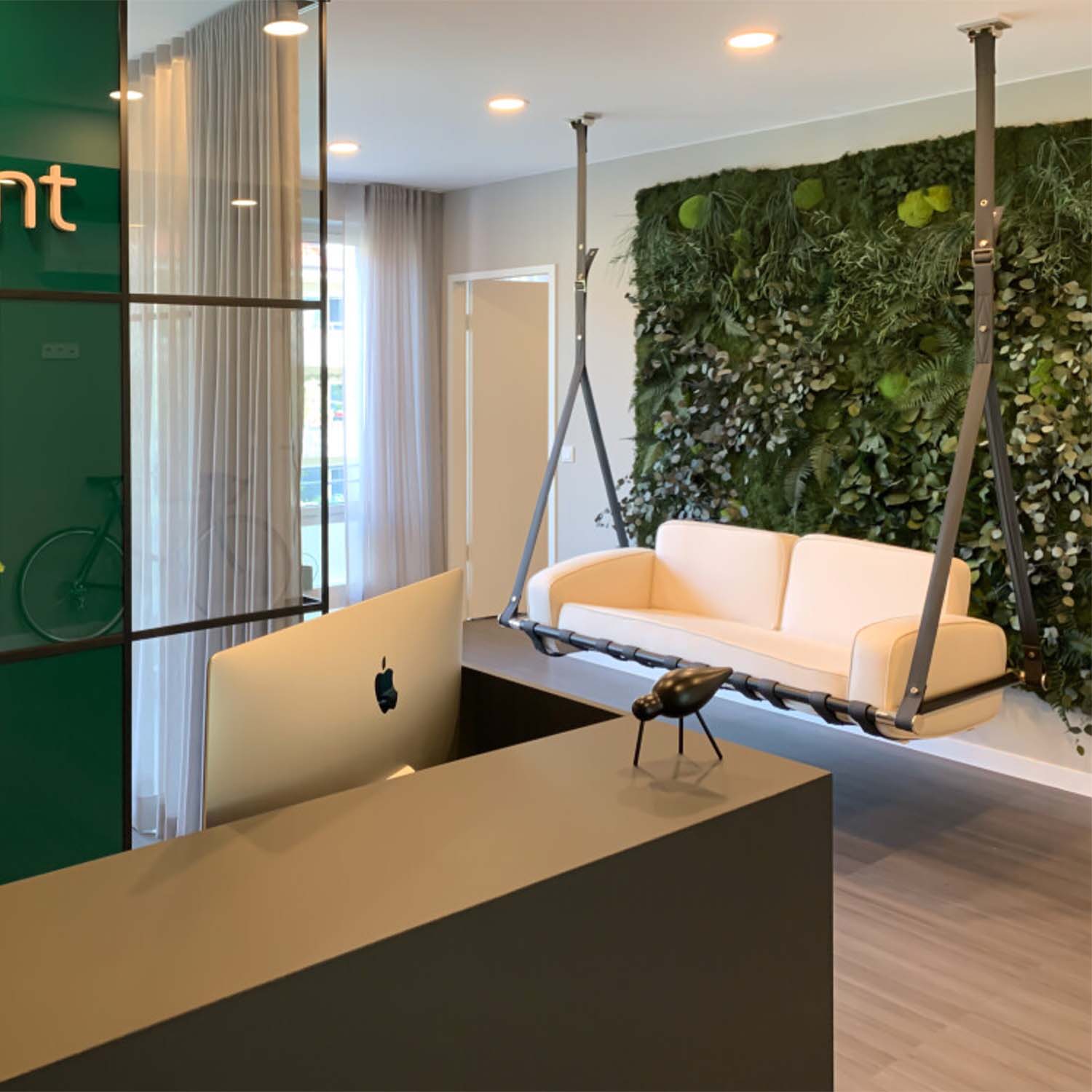 FABLE Hanging Sofa - Customizable high-end hanging sofa