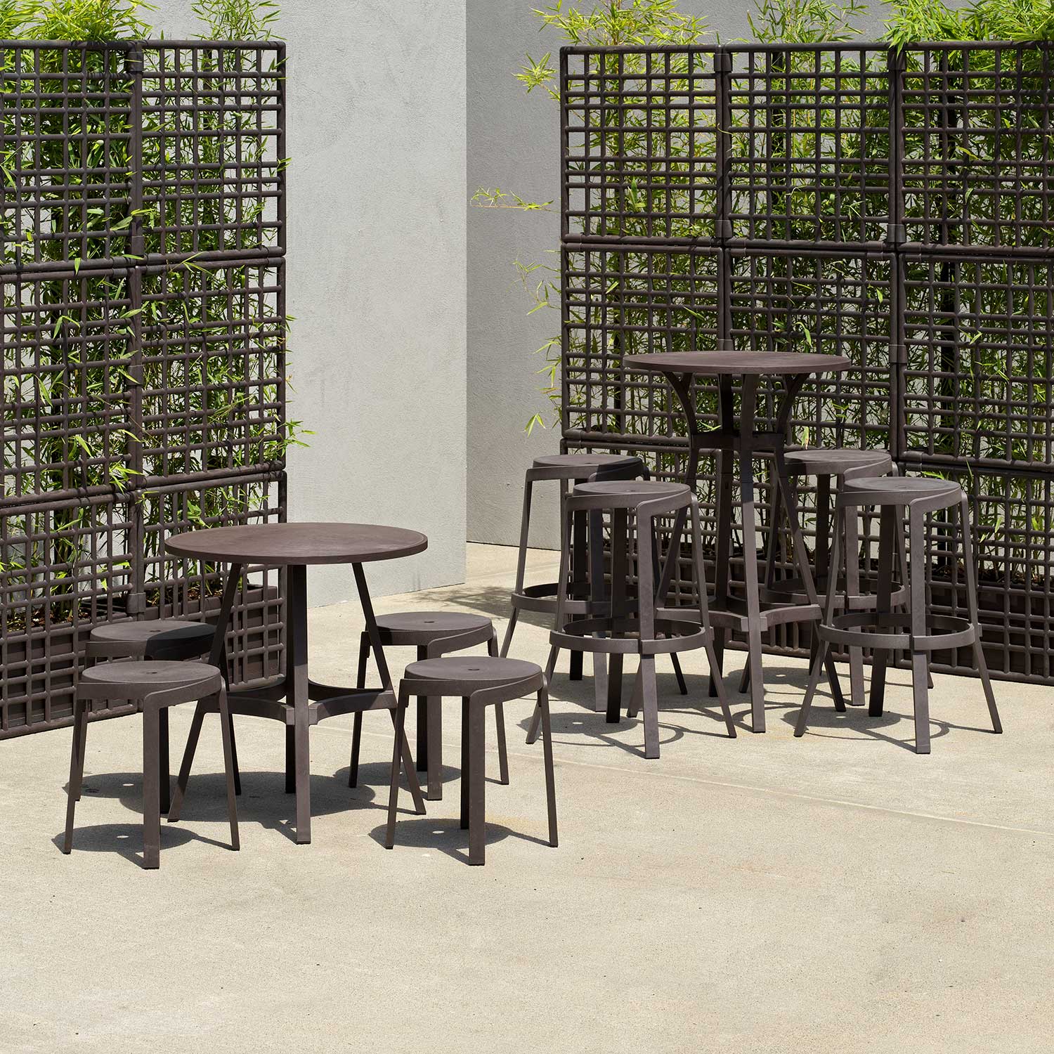 STACK Mini - Tabouret d'extérieur design empilable sans dossier