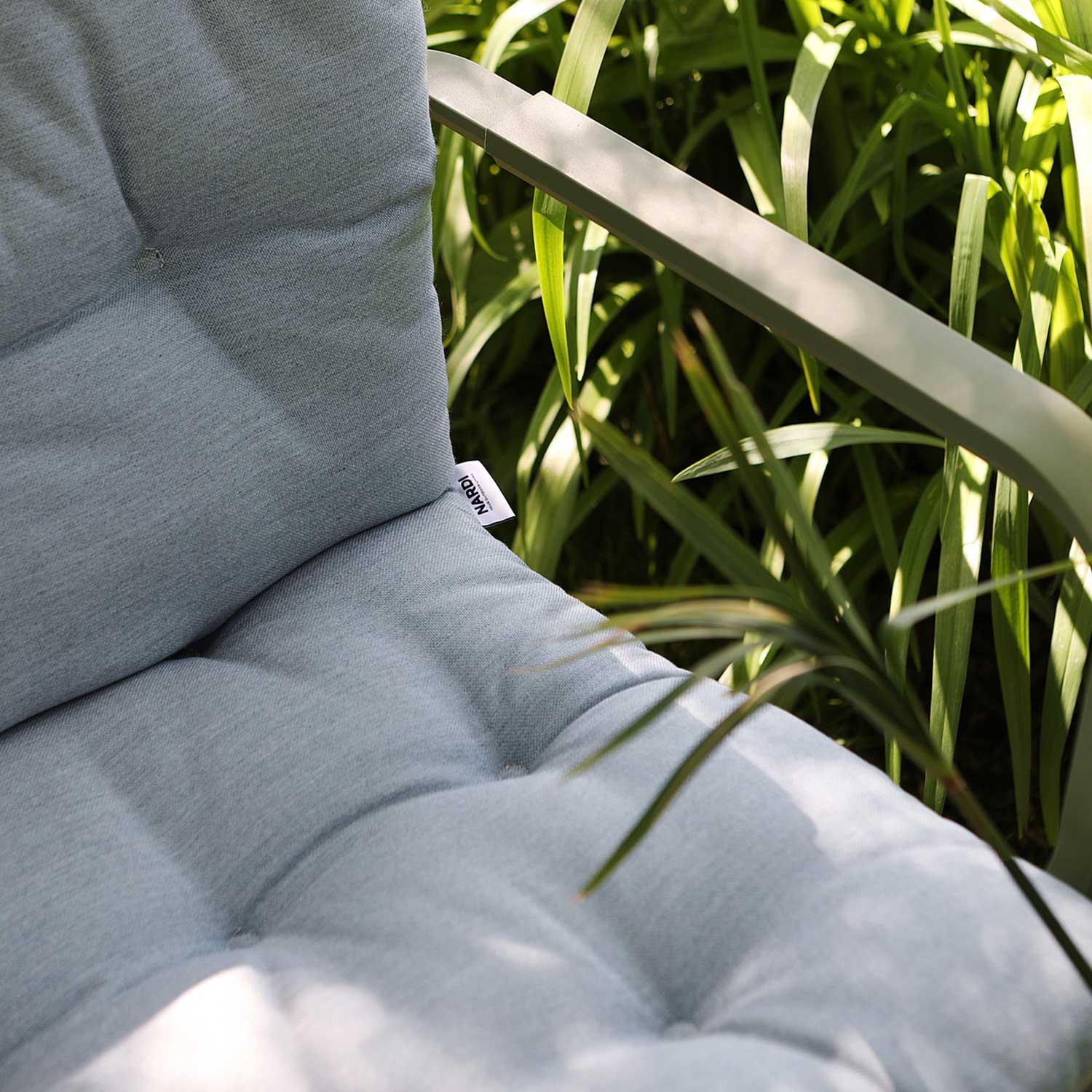 FOLIO - Fauteuil d'extérieur design étanche et résistant