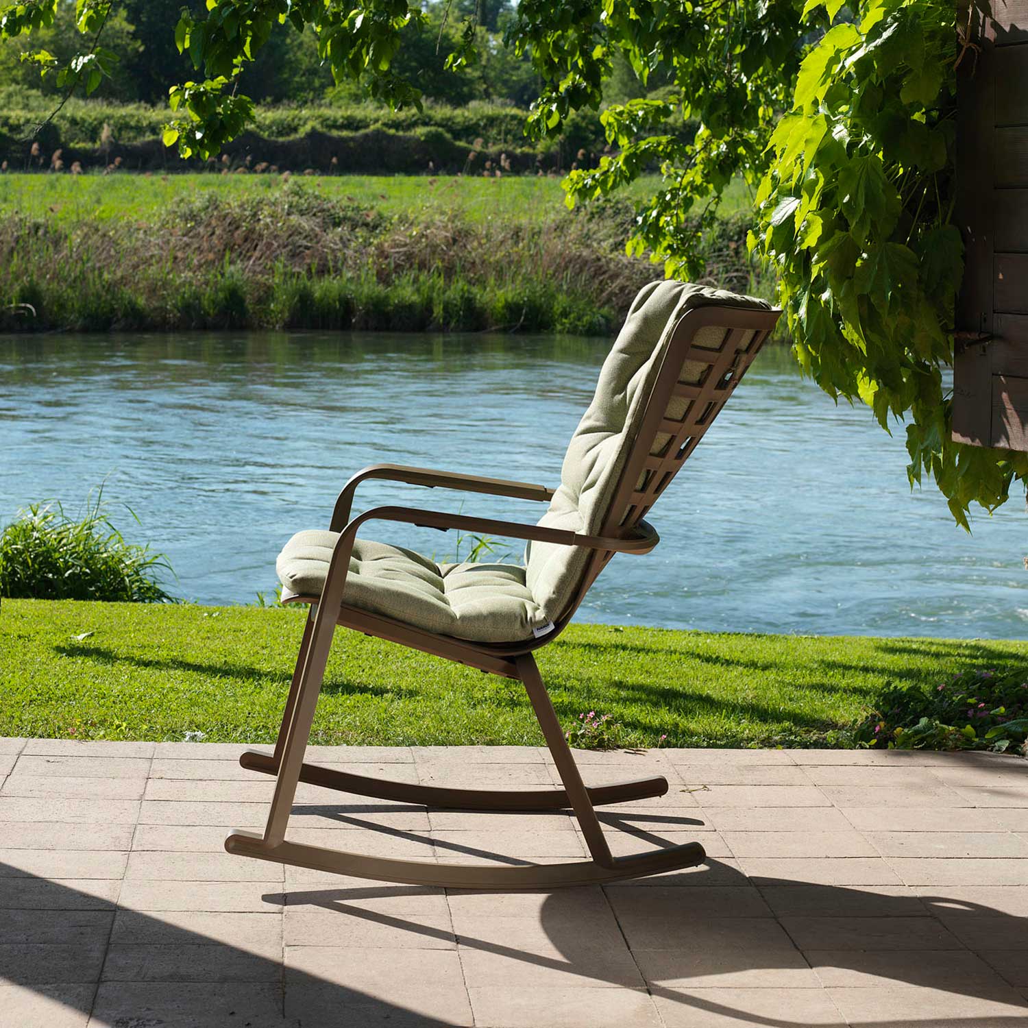 FOLIO - Fauteuil d'extérieur design étanche et résistant