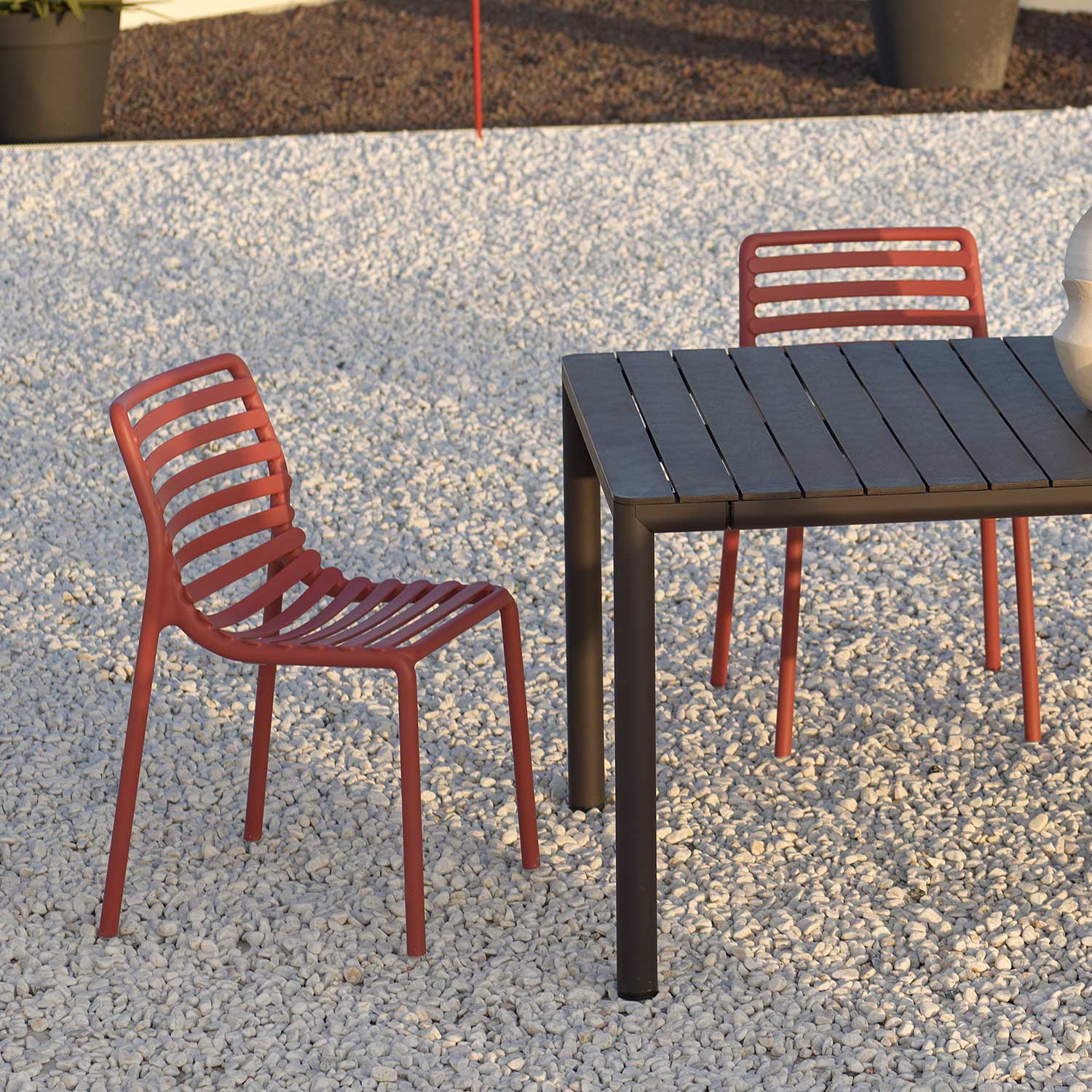 DOGA Bistrot - Chaise d'extérieur design empilable