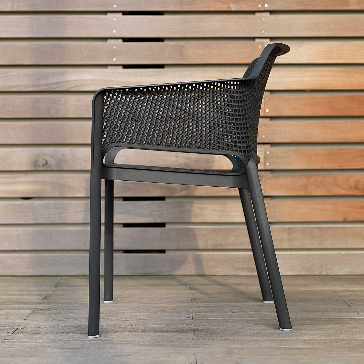 NET - Designer outdoor chair with armrests