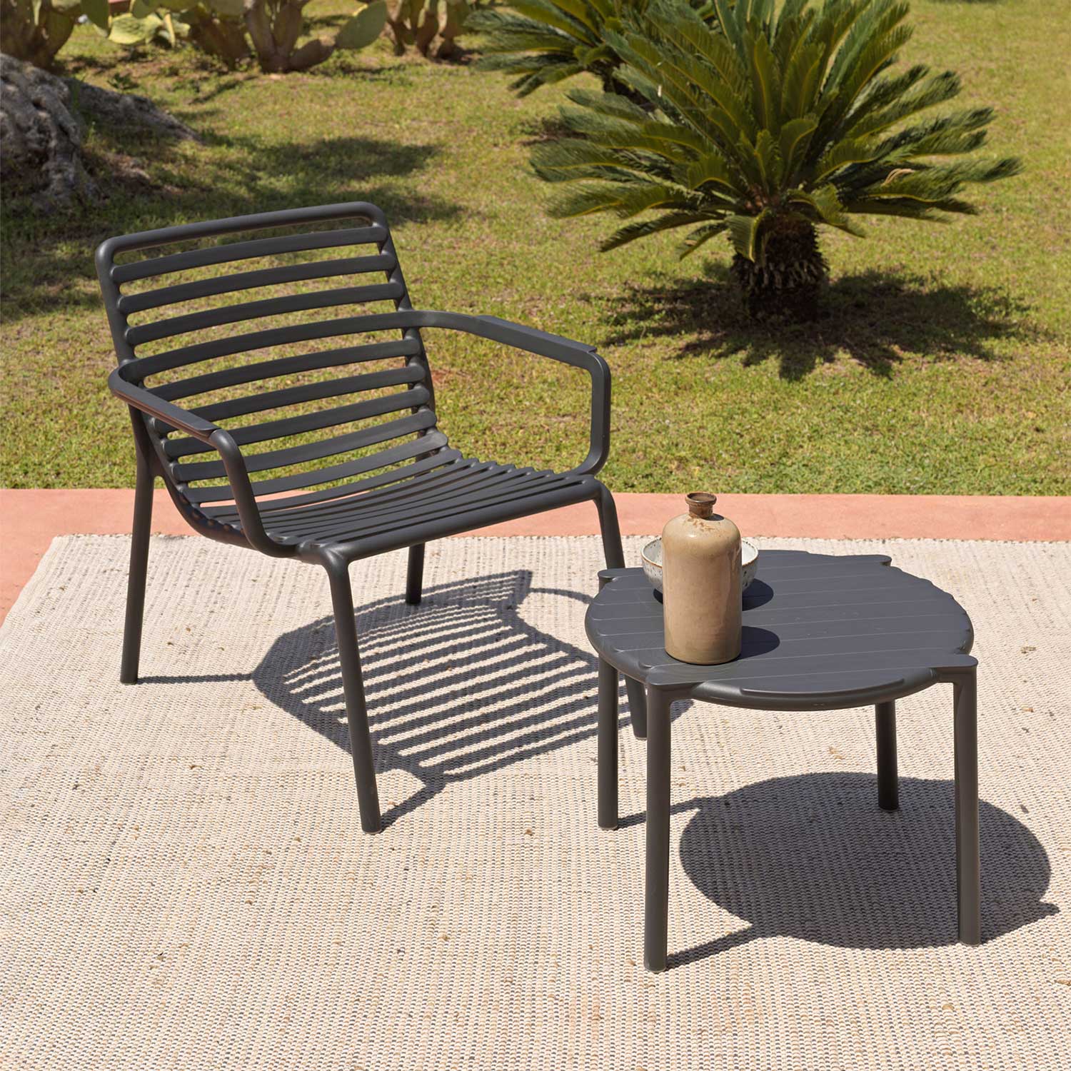 DOGA - Table basse d'extérieur plateau lattes design