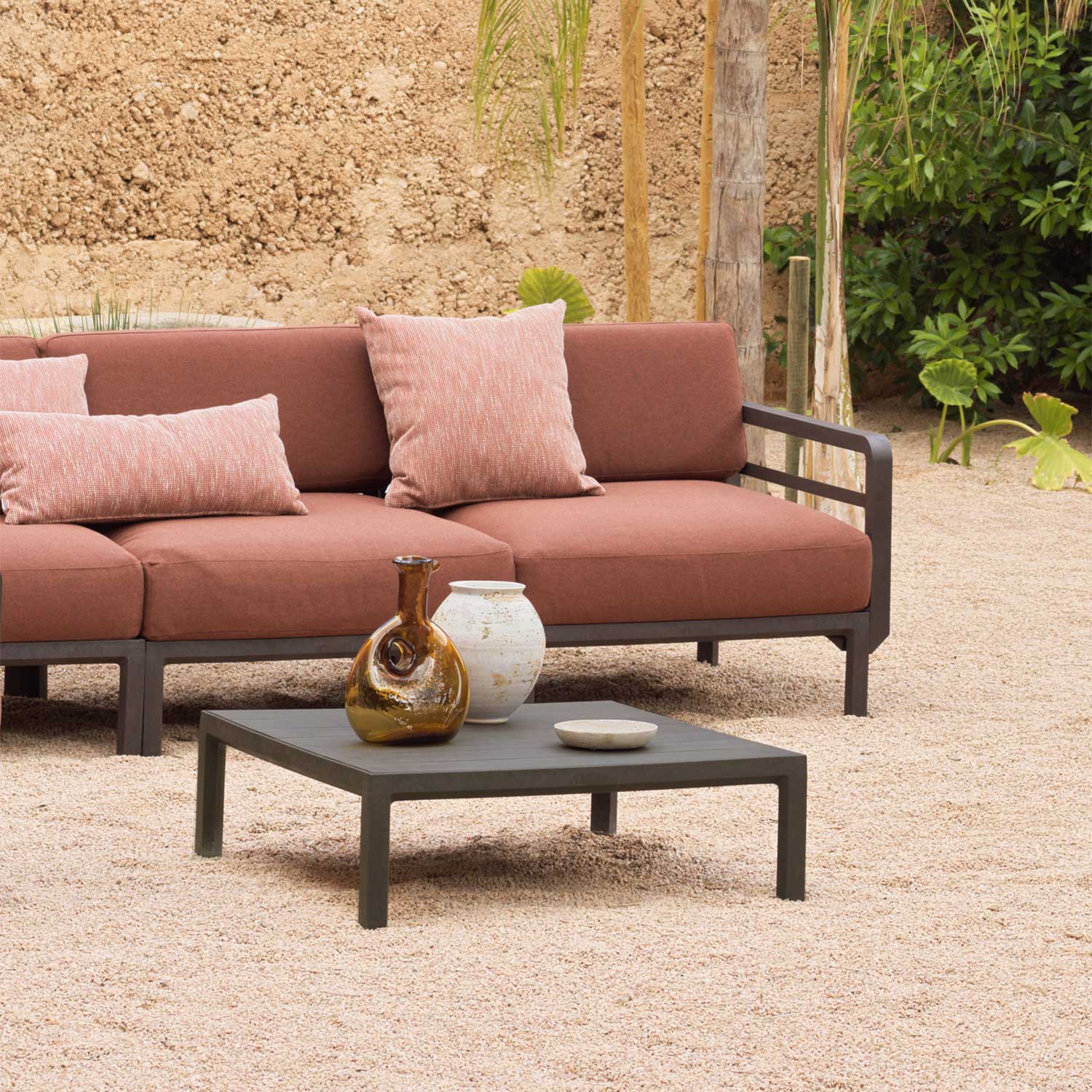 MAXIMO 80 - Table basse carrée extérieur en résine effet mat