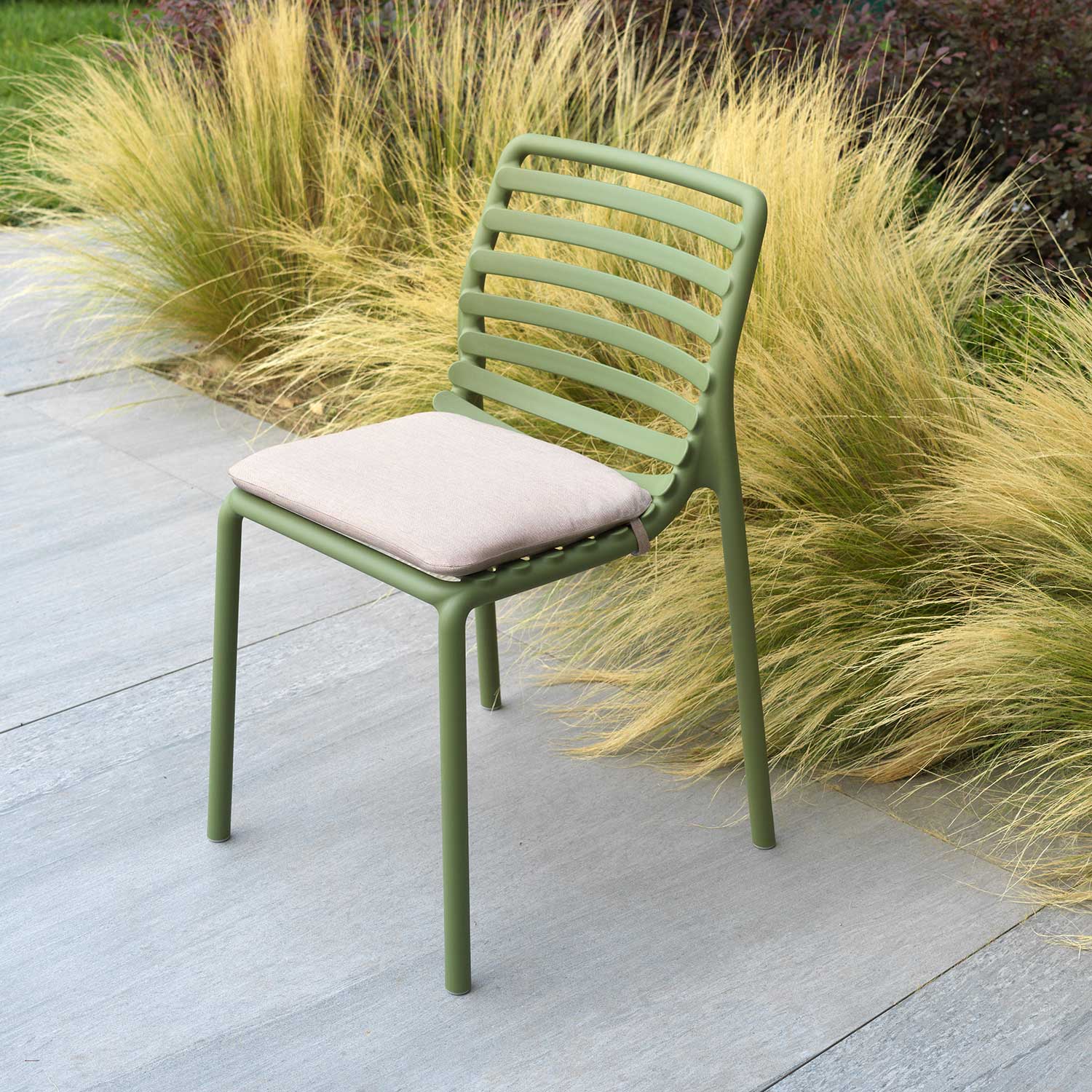 DOGA Bistrot - Chaise d'extérieur design empilable