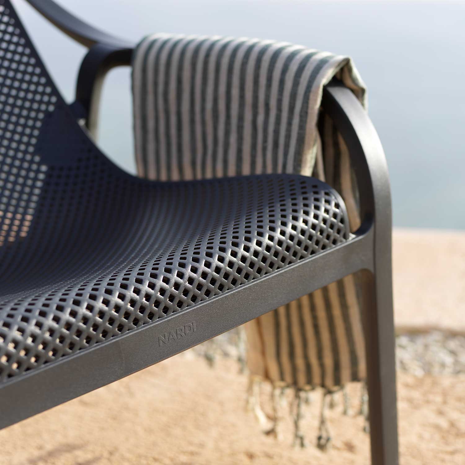 NET Lounge - Chaise longue d'extérieur design