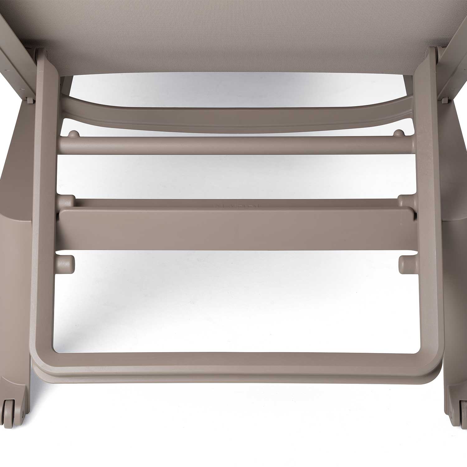 PLANO - Transat d'extérieur design résistant et empilable